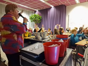 Crazy Bingo voor een zorgorganisatie www.funenpartymatch.nl