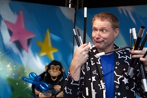 Buikspeken, Goochelen en Ballonnen in Kindershow www.funenpartymatch.nl