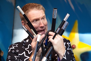 Kindershow Dolle Pret met Bart Juwett www.funenpartymatch.nl