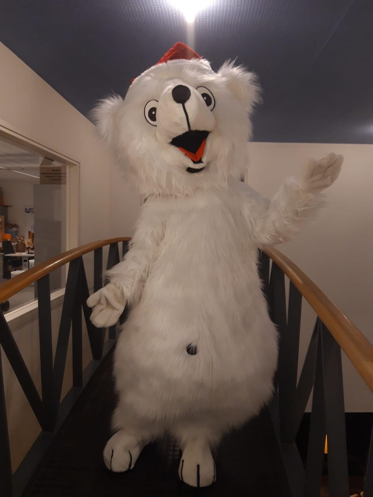 Kerst Looppop Ijsbeer - www.funenpartymatch.nl