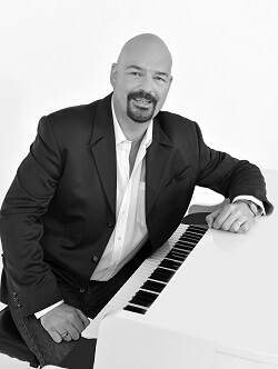 Party Piano Show met Nick Jefferson www.funenpartymatch.nl