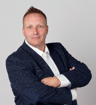 Zanger Eric www.funenpartymatch.nl